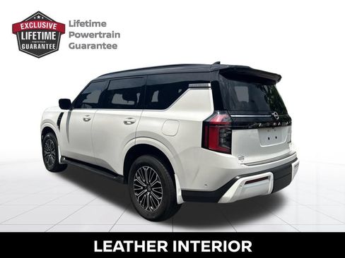 Certified 2025 Nissan Armada Platinum RWD image 4