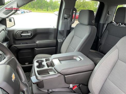 Used 2023 Chevrolet Silverado 1500 Custom image 17