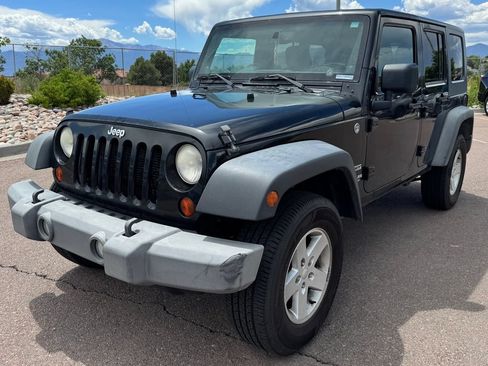 Used 2013 Jeep Wrangler Unlimited Sport AWD/4WD image 3
