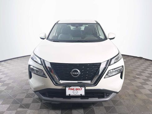 Used 2023 Nissan Rogue SV AWD/4WD image 2