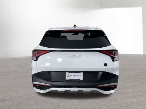Used 2025 Kia Sportage EX image 15