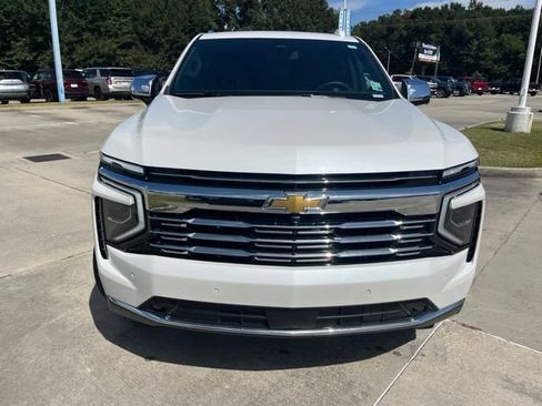 Used 2025 Chevrolet Tahoe Premier RWD image 10