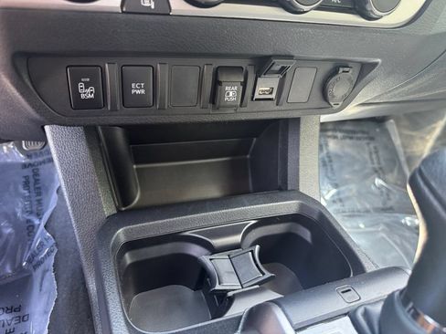 Used 2023 Toyota Tacoma 4x4 Double Cab w/ Trail Edition image 27