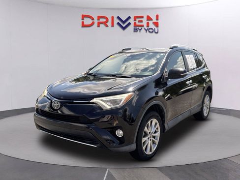 Used 2018 Toyota RAV4 Limited FWD image 7