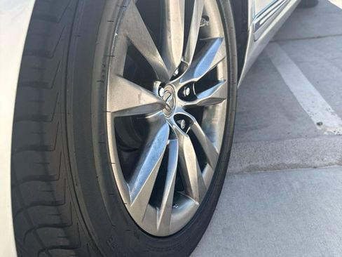 Used 2014 Lexus LS 460 w/ Comfort Package RWD image 19