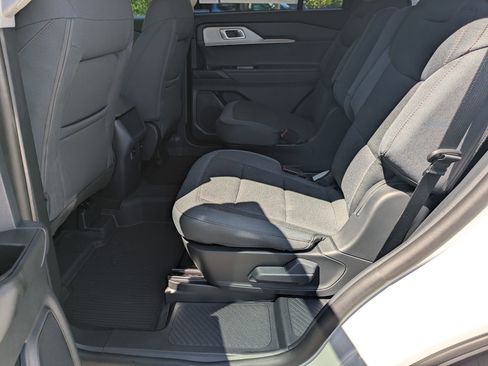 New 2026 Ford Explorer Active RWD image 26