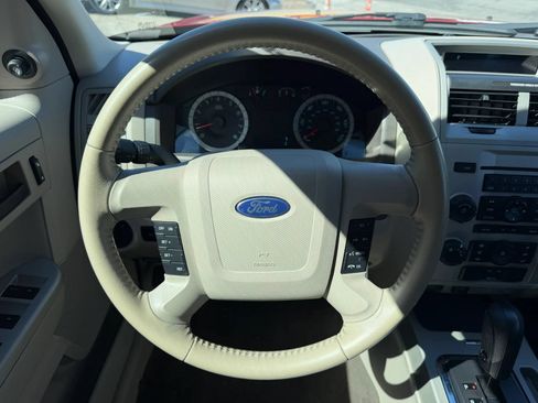 Used 2011 Ford Escape XLT w/ 201A Rapid Spec Order Code AWD/4WD image 11