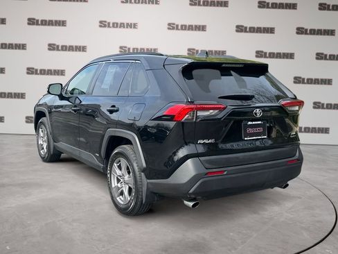 Used 2025 Toyota RAV4 XLE image 3