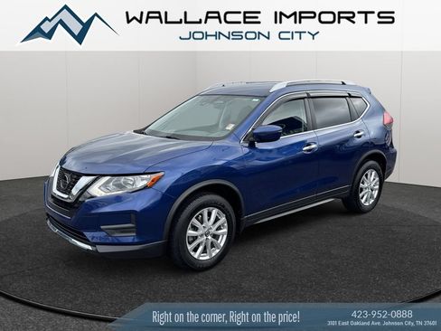 Used 2020 Nissan Rogue S w/ Special Edition Package FWD image 2
