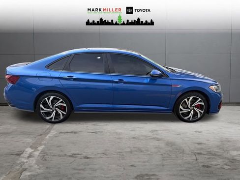 Used 2023 Volkswagen Jetta GLI Autobahn FWD image 6