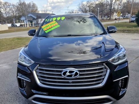 Used 2017 Hyundai Santa Fe Limited image 2