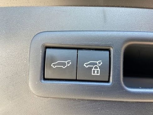 Certified 2025 Lexus UX 300h AWD w/ Accessory Package (Z1) image 31