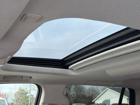 Used 2015 GMC Yukon Denali w/ Touring Package image 10