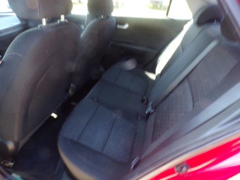 Used 2021 Kia Rio S image 11