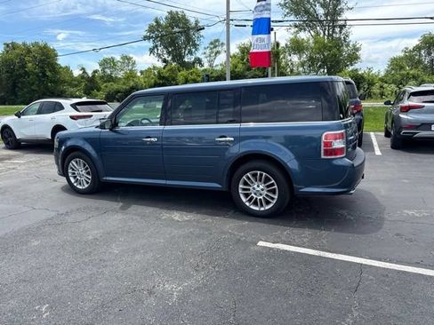 Used 2019 Ford Flex SEL w/ Equipment Group 202A AWD/4WD image 9