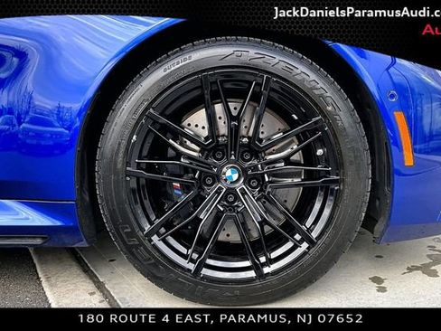 Used 2025 BMW M5 w/ Carbon Package image 8