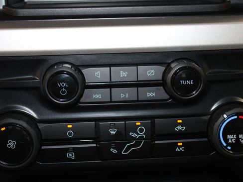 Used 2024 Ford F250 XLT image 50