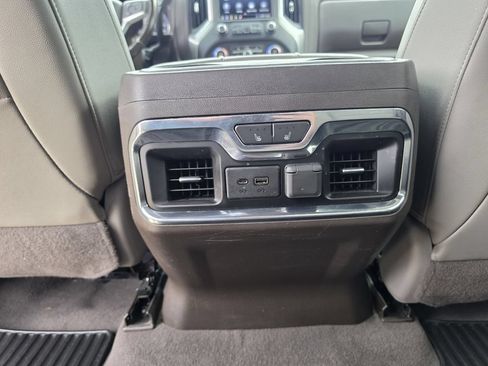 Used 2020 Chevrolet Silverado 1500 LTZ w/ LTZ Convenience Package AWD/4WD image 20