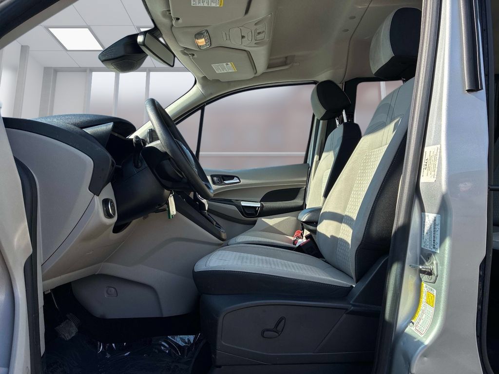 Used 2022 Ford Transit Connect XLT FWD image 28