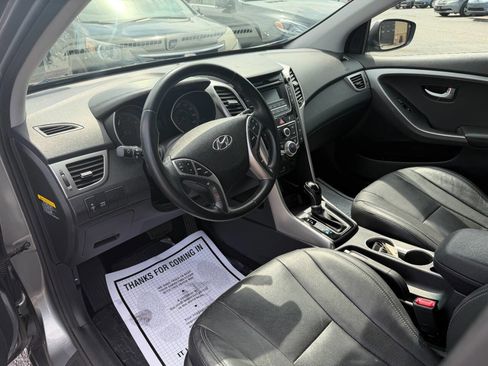 Used 2017 Hyundai Elantra GT w/ Value Edition Package 02 image 15