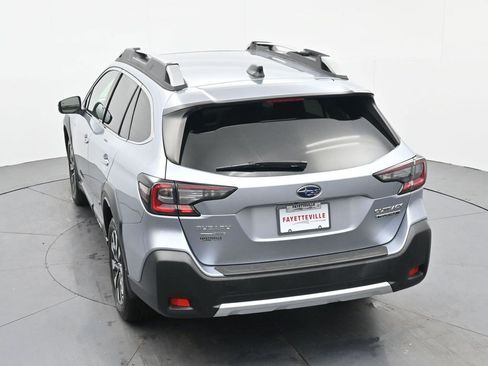Used 2024 Subaru Outback Touring XT AWD/4WD image 23