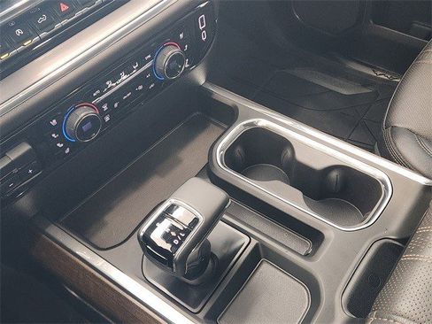 Certified 2024 Chevrolet Silverado 1500 High Country image 24