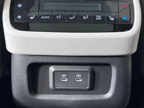 New 2026 INFINITI QX60 Luxe image 21