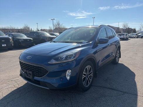 Used 2022 Ford Escape SEL image 9