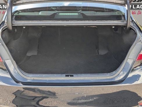 Used 2020 Toyota Camry XSE image 10