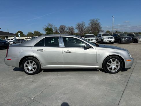 Used 2007 Cadillac STS RWD image 3