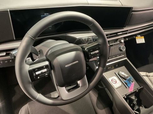 New 2026 Hyundai Santa Fe SE image 11