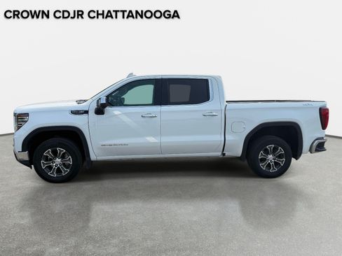 Used 2026 GMC Sierra 1500 SLT AWD/4WD image 2