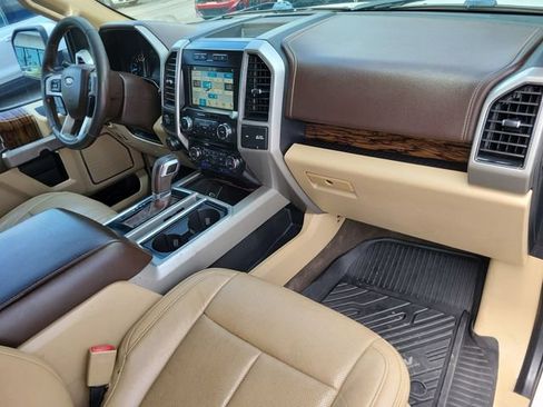 Used 2018 Ford F150 Lariat w/ Equipment Group 501A Mid AWD/4WD image 11