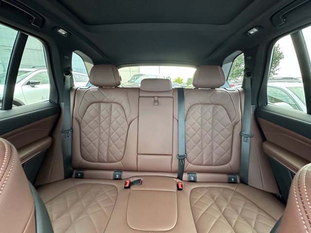 Certified 2026 BMW X5 xDrive50e w/ Climate Comfort Package AWD/4WD image 35