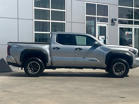 Used 2024 Toyota Tacoma TRD Off-Road w/ TRD Off Road Premium Package AWD/4WD image 3