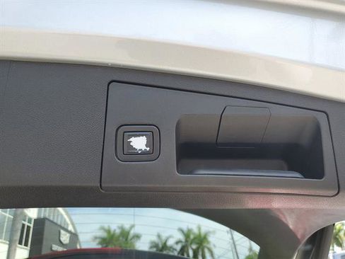 Used 2021 Cadillac XT4 Premium Luxury w/ LPO, Onyx Sport Package FWD image 13