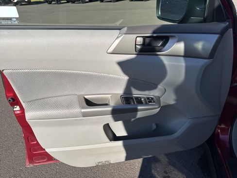 Used 2010 Subaru Forester 2.5X AWD/4WD image 17