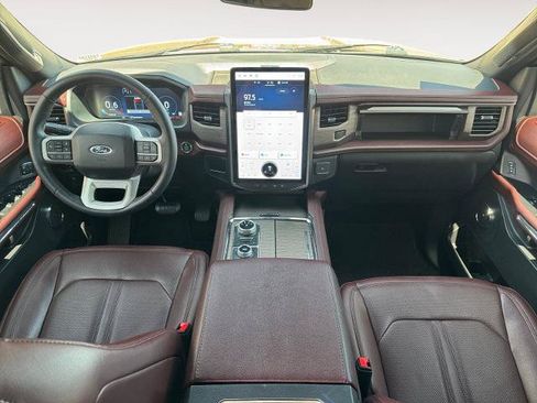 Certified 2024 Ford Expedition Limited AWD/4WD image 10