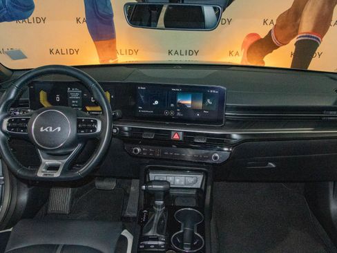 Used 2026 Kia K5 GT-Line w/ GT-Line Premium Package image 3