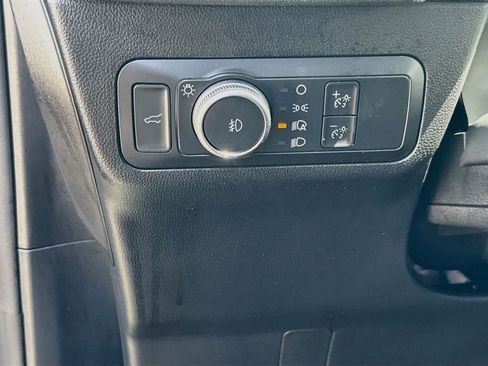 Used 2022 Ford Escape SEL w/ Technology Package FWD image 10