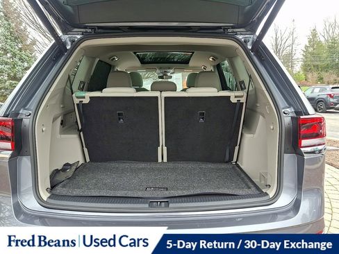 Certified 2025 Volkswagen Atlas SEL Premium R-Line image 30