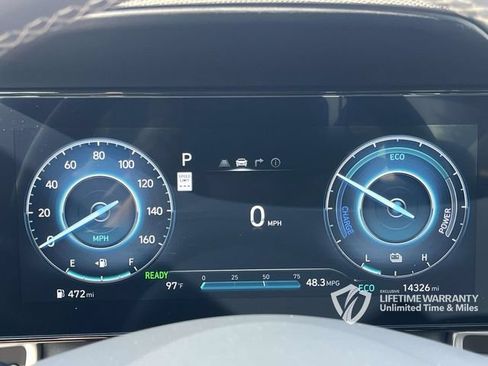 Certified 2025 Hyundai Elantra SEL FWD image 39