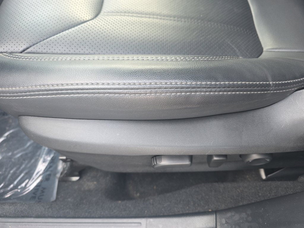 Used 2023 Subaru Forester Limited AWD/4WD image 16
