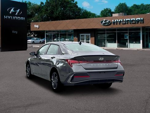 New 2026 Hyundai Elantra Sport image 5