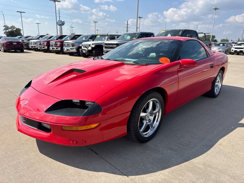 Used 1996 Chevrolet Camaro Z28 RWD image 21