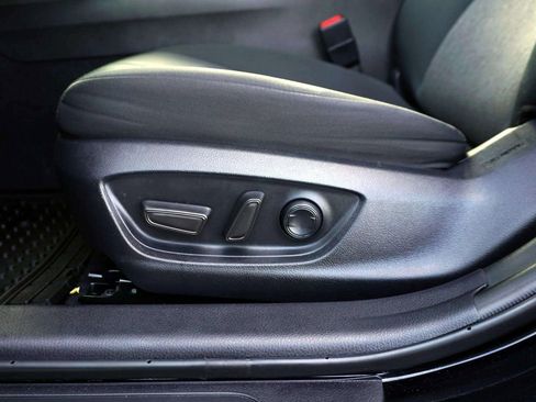 Used 2024 Toyota Camry LE image 17