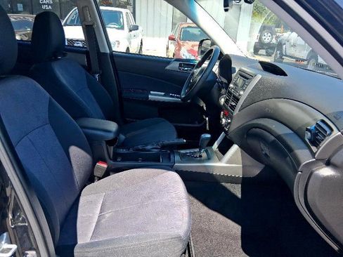 Used 2010 Subaru Forester 2.5X Premium image 18