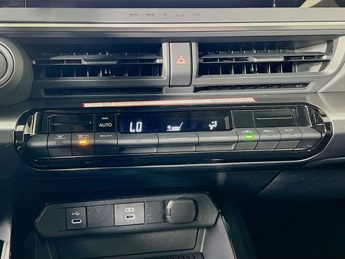 New 2026 Toyota Prius LE image 11