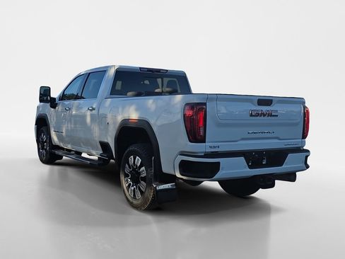 Used 2022 GMC Sierra 2500 Denali AWD/4WD image 3