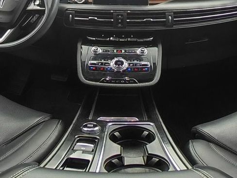 Used 2021 Lincoln Corsair Reserve w/ Equipment Group 201A image 23